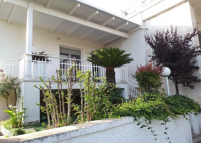 Moma Bed & Breakfast *