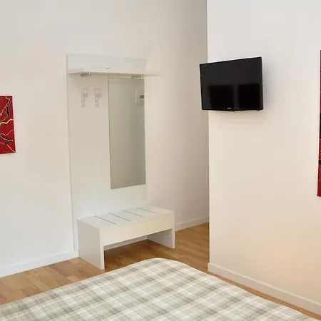 Moma *
